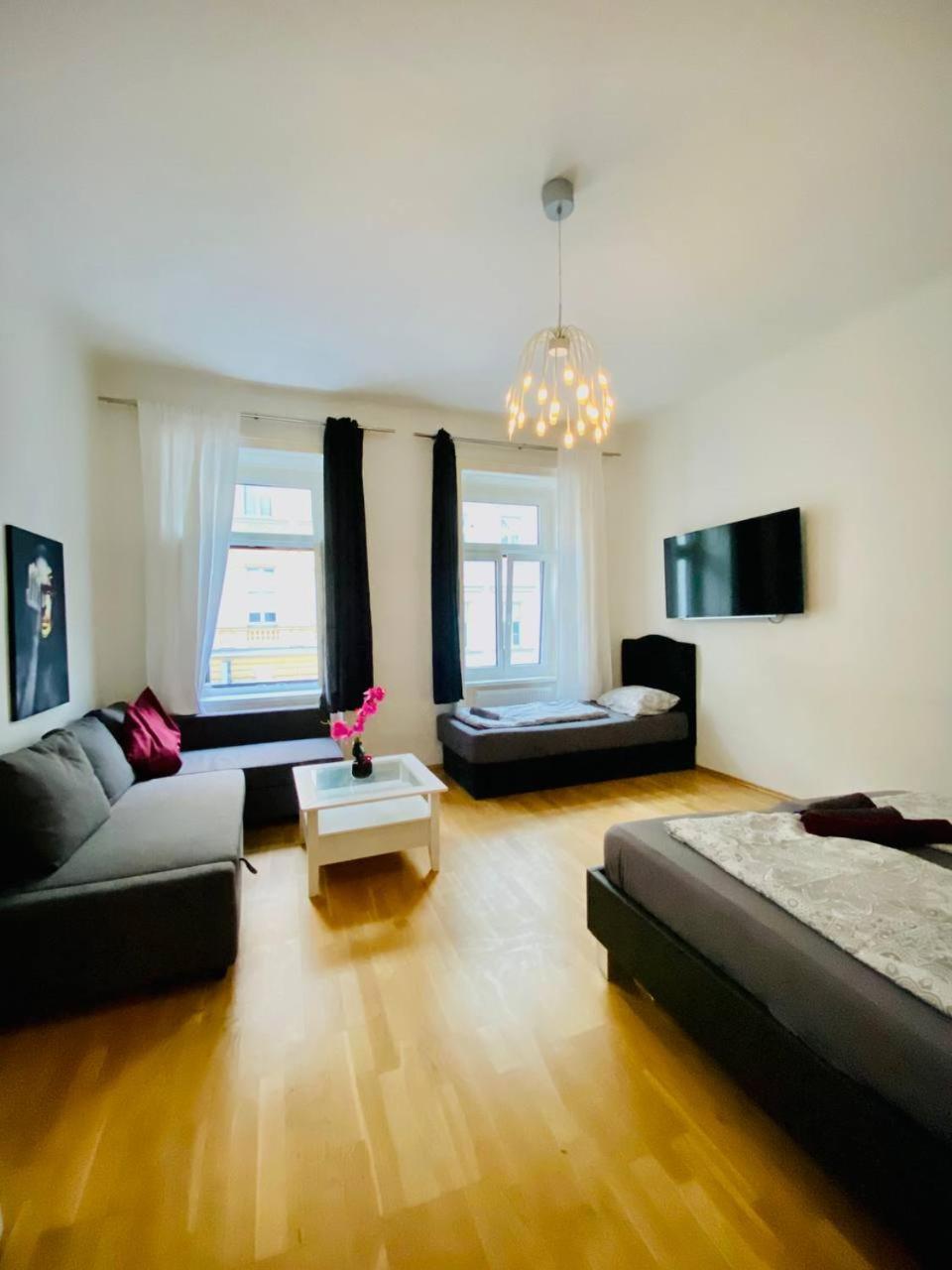 Family Apartment Th8 8 فيينا المظهر الخارجي الصورة
